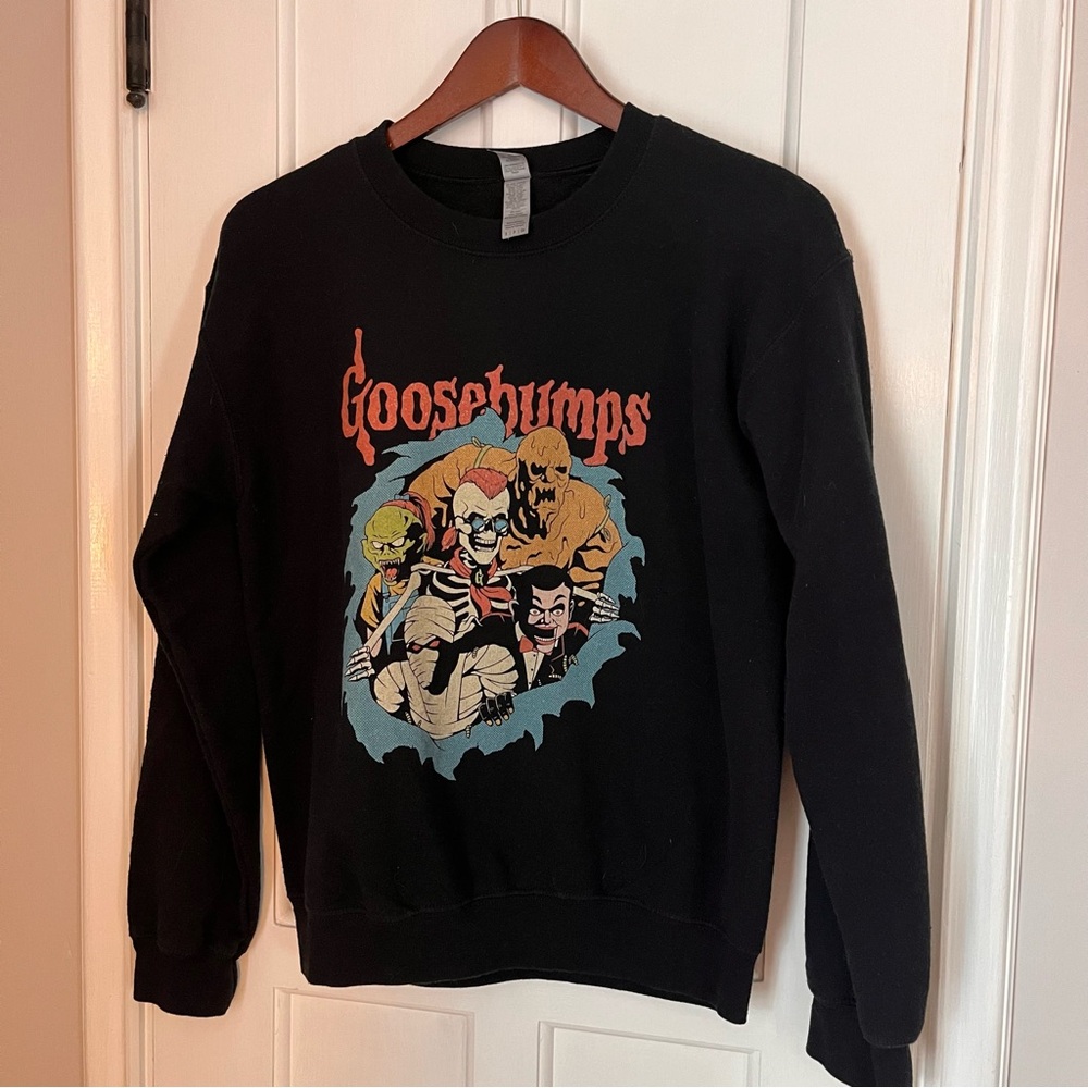 Goosebumps crewneck black small